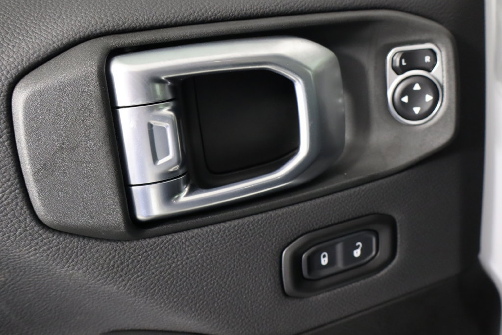 New 2027 Jeep Wrangler Unlimited Sahara AWD/4WD image 19