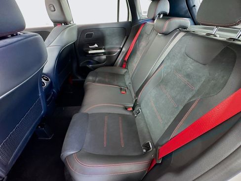 New 2025 Mercedes-Benz GLA 35 AMG 4MATIC image 22