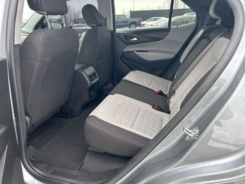 Used 2023 Chevrolet Equinox LT w/ Driver Convenience Package image 32