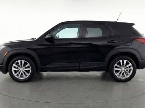 Used 2023 Chevrolet TrailBlazer LS image 10