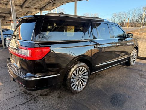 Used 2018 Lincoln Navigator L Reserve w/ Technology Package image 13