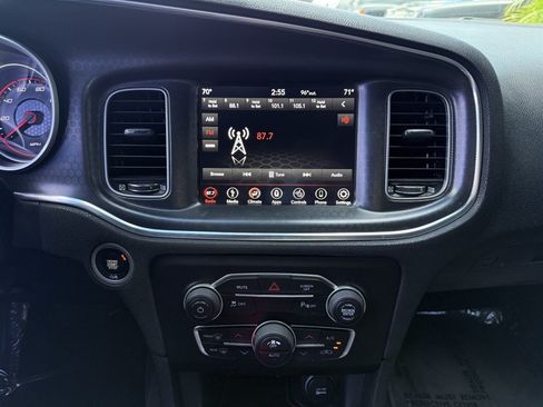 Used 2018 Dodge Charger SXT Plus RWD image 24