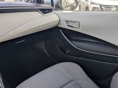 Used 2023 Toyota Corolla SE image 14
