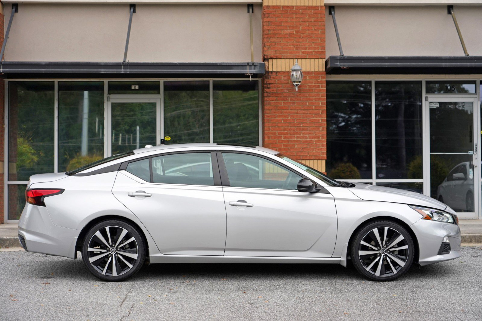 Used 2019 Nissan Altima 2.5 SR w/ SR Premium Package FWD image 48