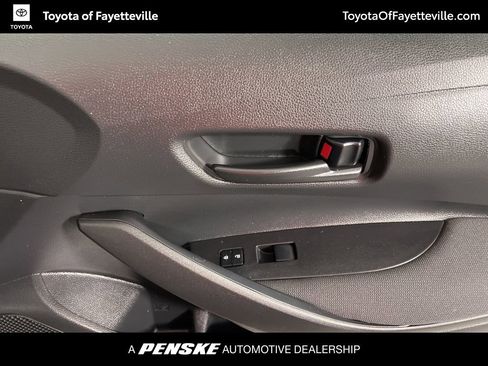 Used 2025 Toyota Corolla LE w/ LE Premium Package image 18