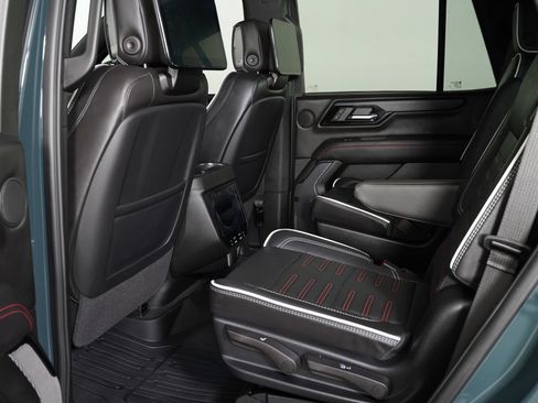 Used 2026 GMC Yukon AT4 Ultimate w/ LPO, Illumination Package AWD/4WD image 15