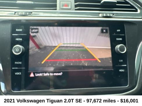 Used 2021 Volkswagen Tiguan SE FWD image 34
