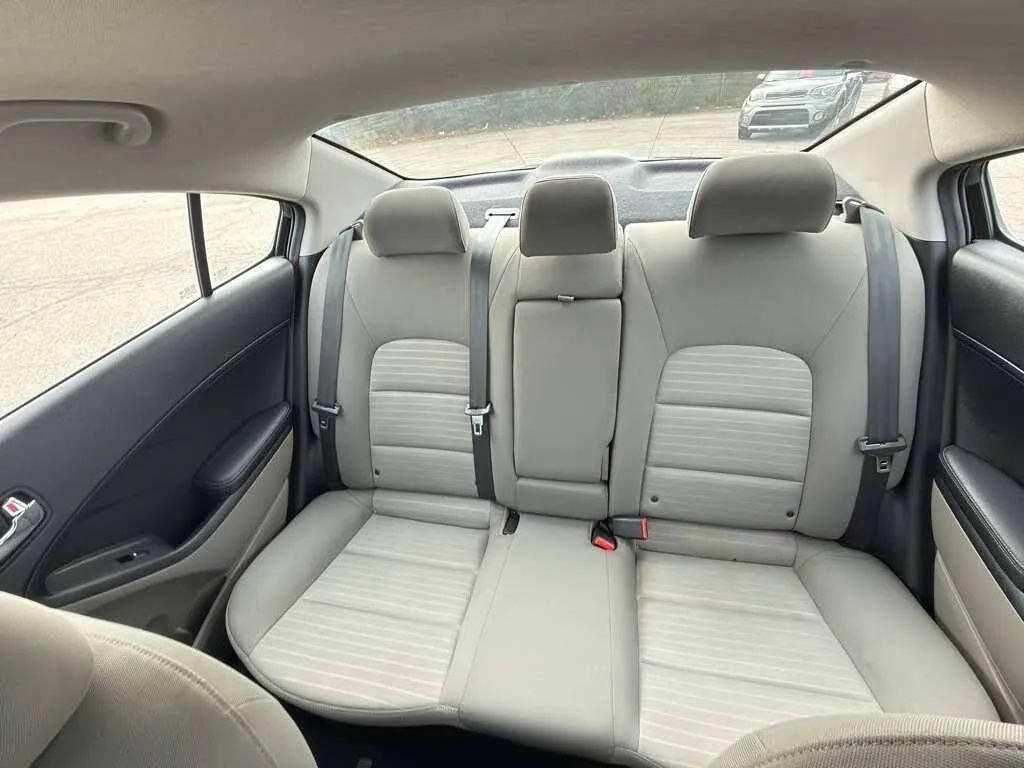 Used 2015 Kia Forte EX FWD image 22