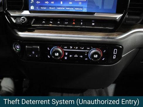 Certified 2022 Chevrolet Silverado 1500 LT w/ Safety Package AWD/4WD image 21