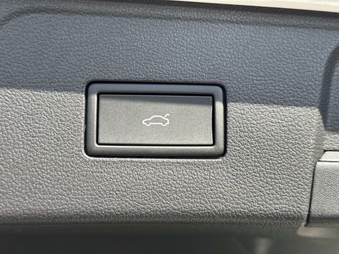 New 2026 Volkswagen Atlas SEL AWD/4WD image 7