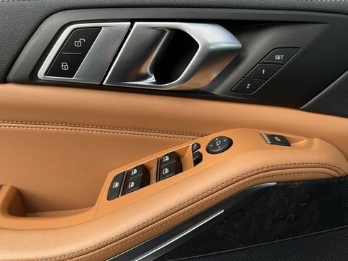 Used 2023 BMW X5 xDrive40i image 15