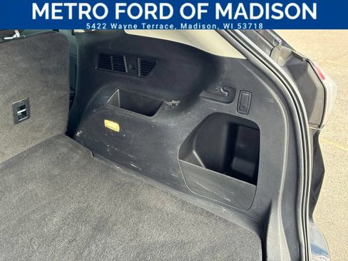 Used 2016 Ford Edge SEL AWD/4WD image 36