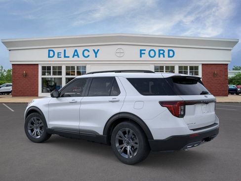 New 2026 Ford Explorer Active w/ Active Comfort Package AWD/4WD image 5