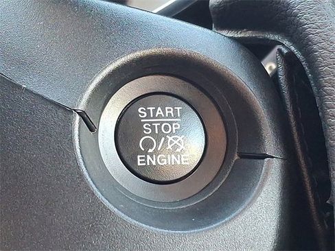 Used 2019 Jeep Compass Limited image 22