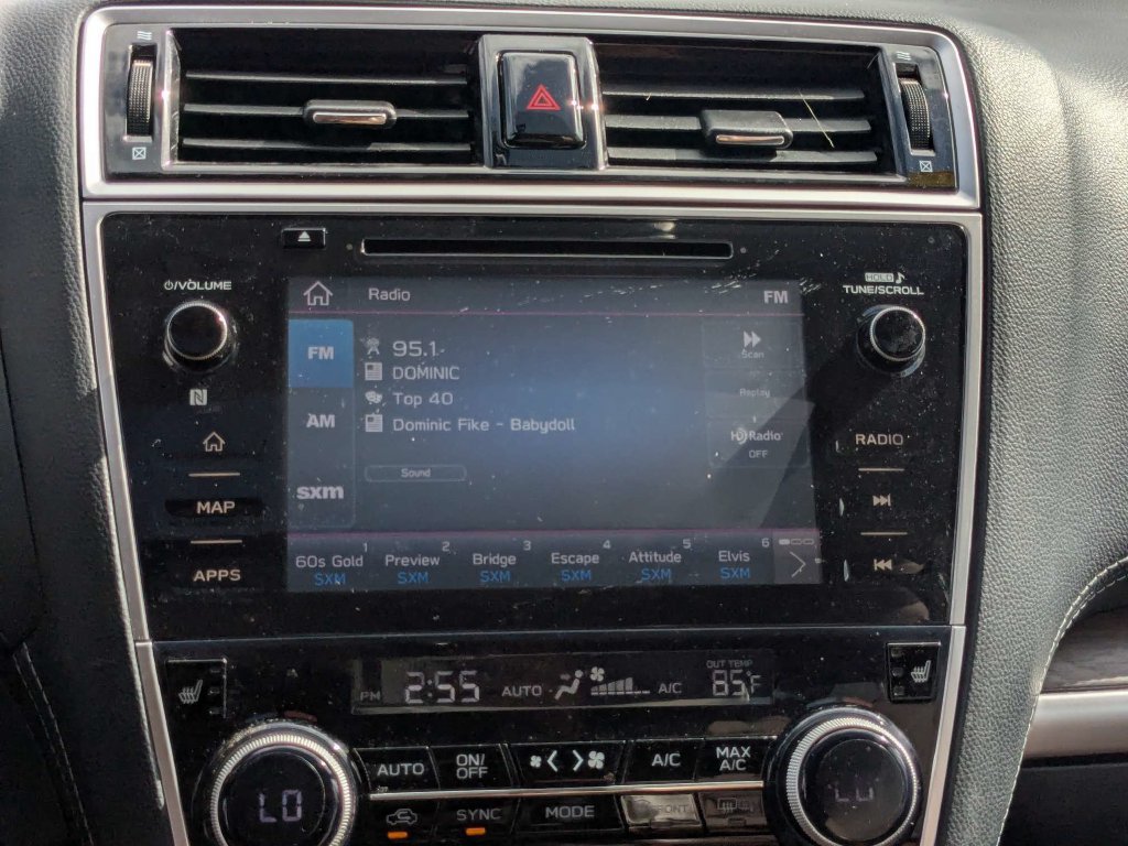 Used 2019 Subaru Outback 3.6R Touring AWD/4WD image 24