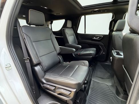 Used 2023 GMC Yukon SLT AWD/4WD image 36