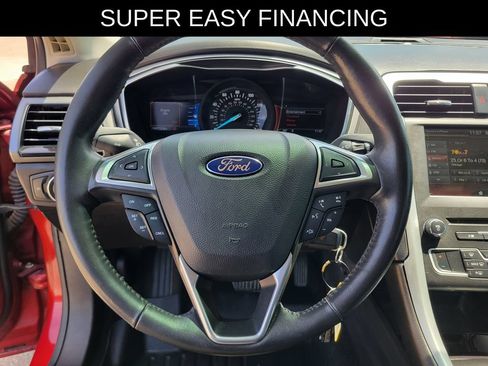 Used 2016 Ford Fusion SE FWD image 19