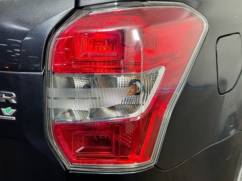 Used 2014 Subaru Forester 2.5i Touring AWD/4WD image 33