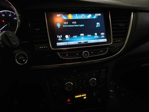 Used 2018 Buick Encore Essence AWD/4WD image 28