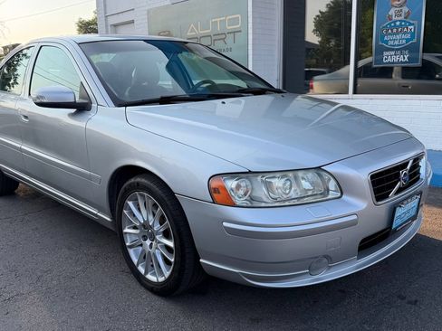 Used 2007 Volvo S60 2.5T AWD/4WD image 1