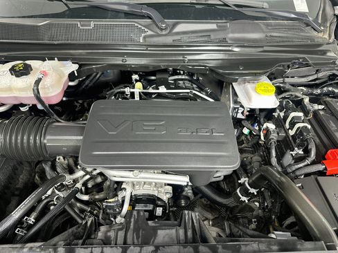 Used 2025 RAM 1500 Tradesman w/ Night Edition RWD image 32
