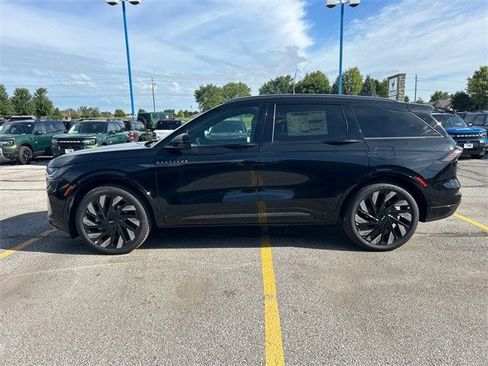 New 2025 Lincoln Nautilus Reserve w/ Jet Appearance Package image 8