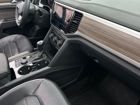 Used 2021 Volkswagen Atlas SEL Premium AWD/4WD image 19