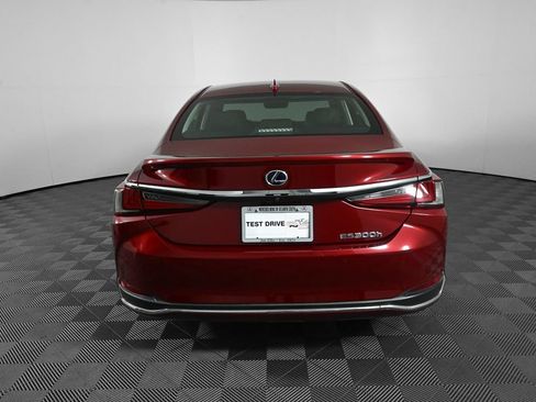 Used 2020 Lexus ES 300h w/ Accessory Package FWD image 26