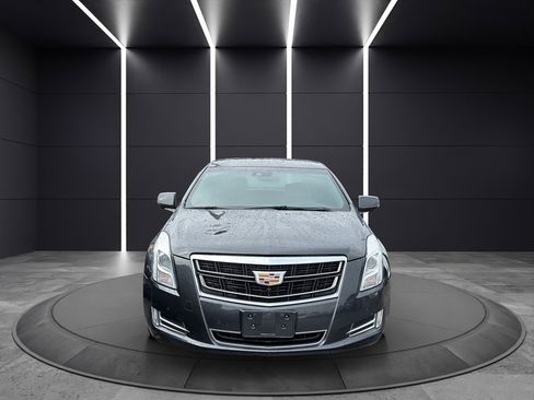 Used 2016 Cadillac XTS Premium AWD/4WD image 2