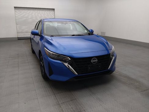Used 2024 Nissan Sentra SV FWD image 14