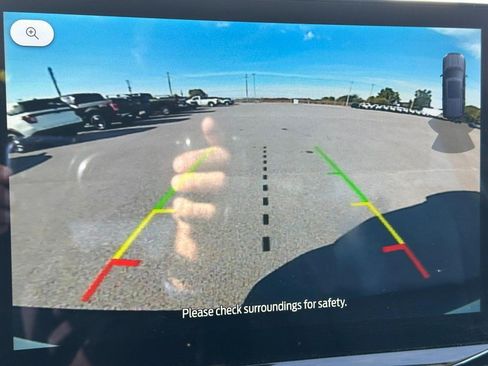 Used 2024 Ford Expedition Max XLT image 26