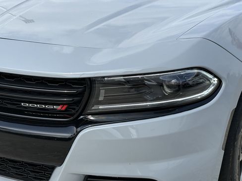 Used 2022 Dodge Charger SXT w/ Blacktop Package image 11