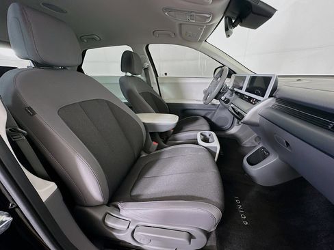 Used 2024 Hyundai Ioniq 5 SEL RWD image 31