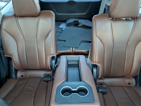 Used 2023 Acura MDX SH-AWD w/ Technology Package image 13