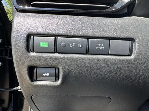 Used 2024 Nissan Sentra SV w/ All-Weather Package FWD image 28