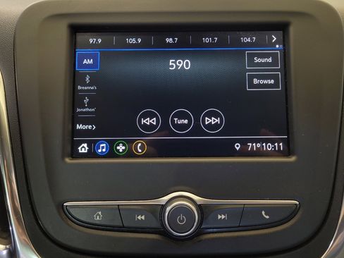 Used 2019 Chevrolet Equinox LS FWD image 25