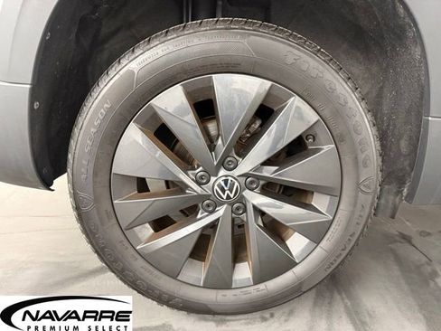 Used 2024 Volkswagen Taos S image 10