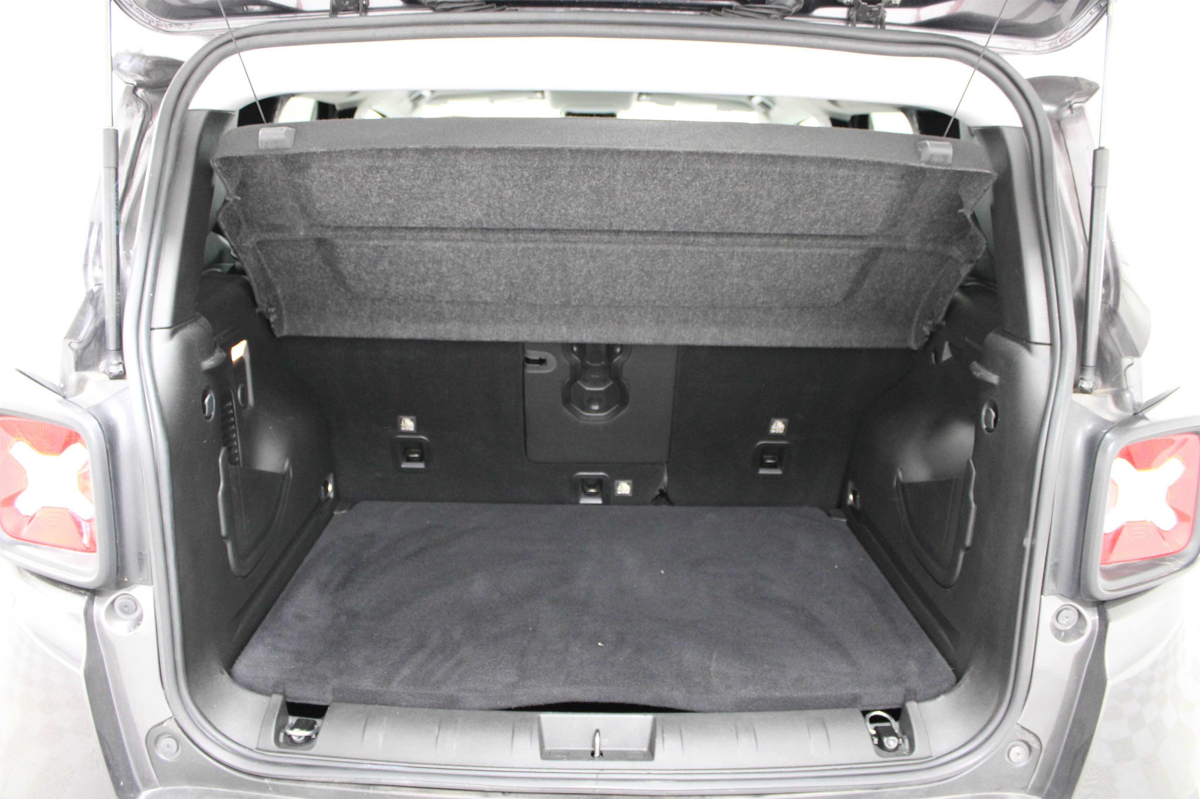 Used 2021 Jeep Renegade Latitude w/ Convenience Group FWD image 29