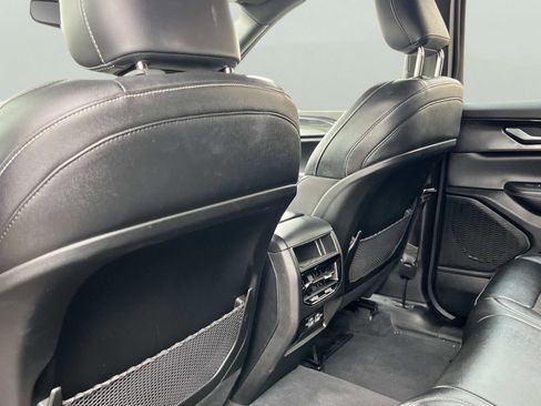 Used 2023 Jeep Grand Cherokee Altitude image 19