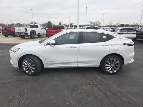 New 2026 Buick Envista Avenir image 26