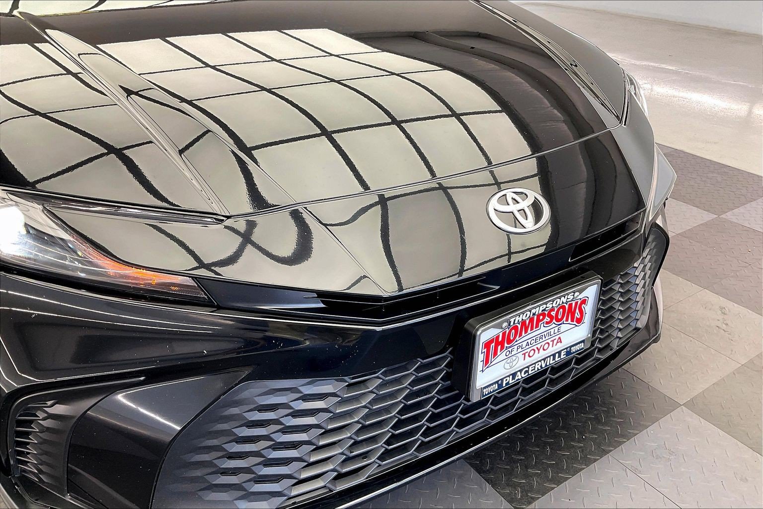 Used 2025 Toyota Camry SE FWD image 31