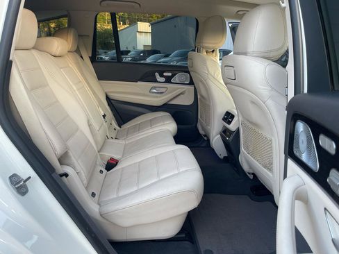Used 2020 Mercedes-Benz GLS 450 4MATIC image 21