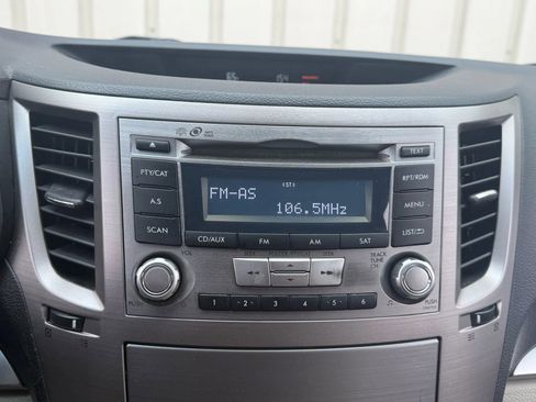 Used 2013 Subaru Outback 2.5i Premium image 25