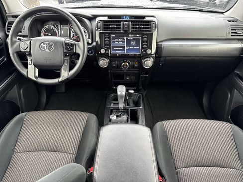 Used 2024 Toyota 4Runner TRD Off-Road image 22