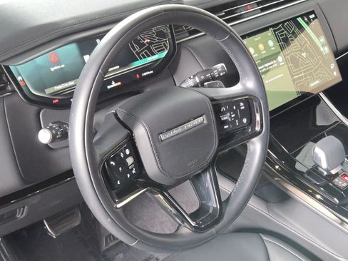 Used 2025 Land Rover Range Rover Sport Dynamic SE AWD/4WD image 23