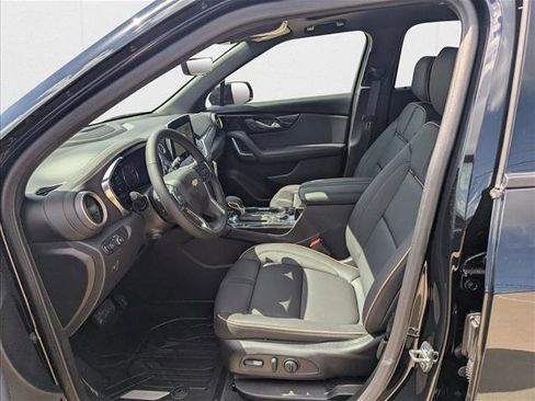 New 2025 Chevrolet Blazer Premier w/ Driver Confidence II Package image 4