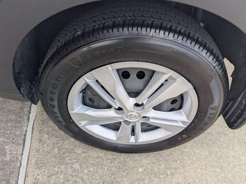 Used 2025 Nissan Kicks Play S FWD image 20