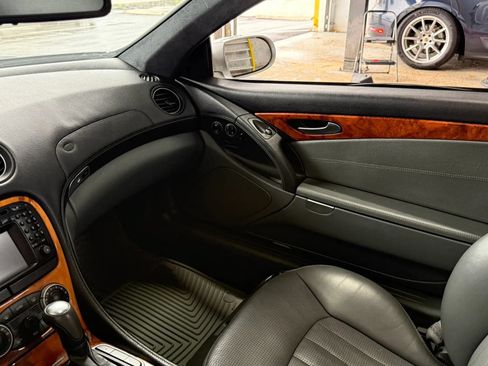 Used 2004 Mercedes-Benz SL 55 AMG image 10