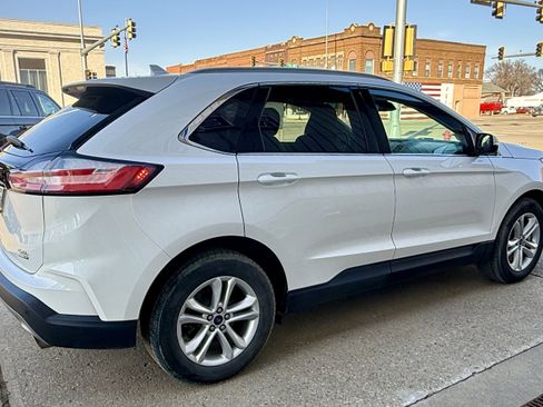 Used 2020 Ford Edge SEL w/ Convenience Package image 5