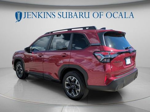 Used 2025 Subaru Forester Premium w/ Convenience Package #1 AWD/4WD image 5